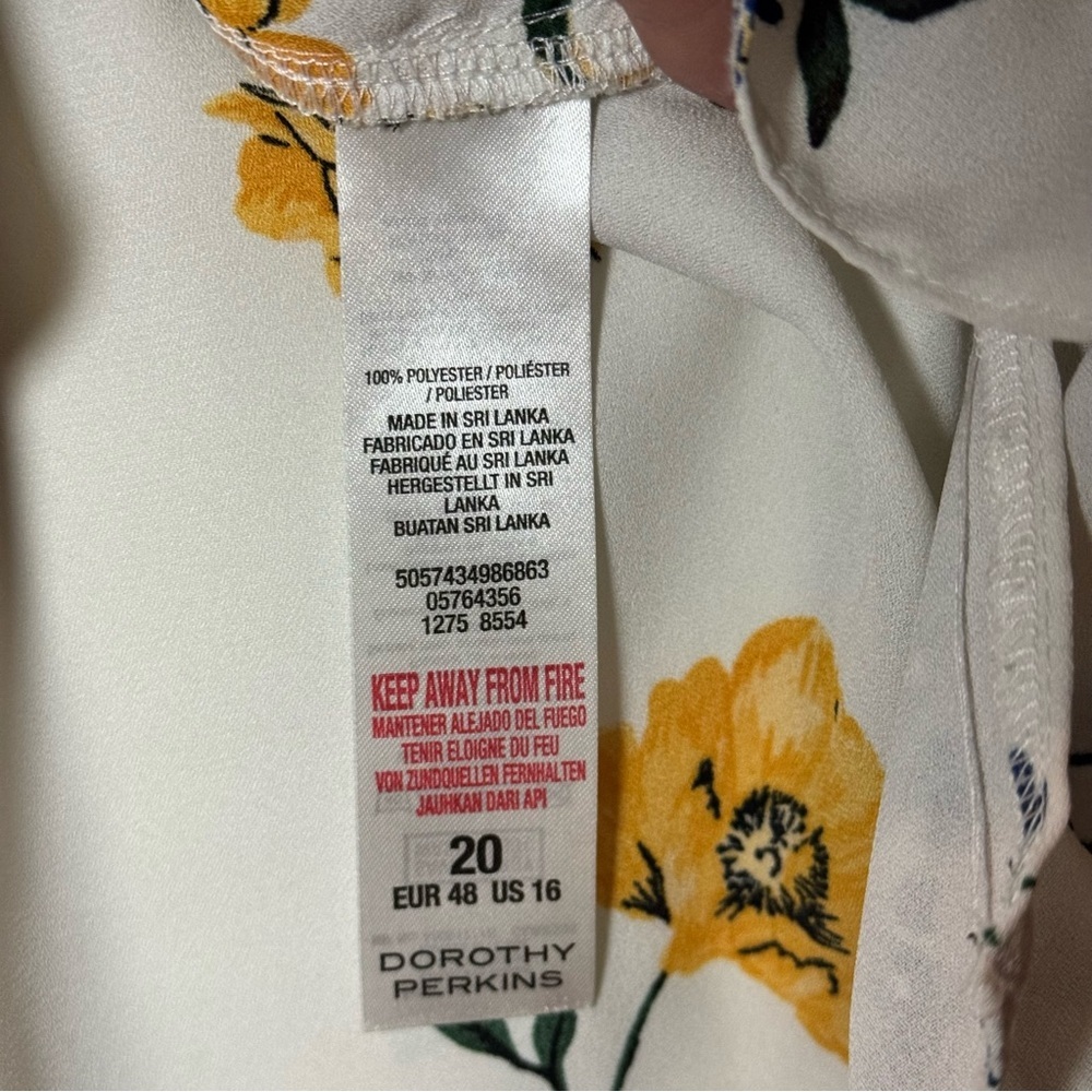 Dorothy Perkins V Neck Roll Sleeve Off White with Florals Blouse - Women’s US 16 - Picture 3 of 8